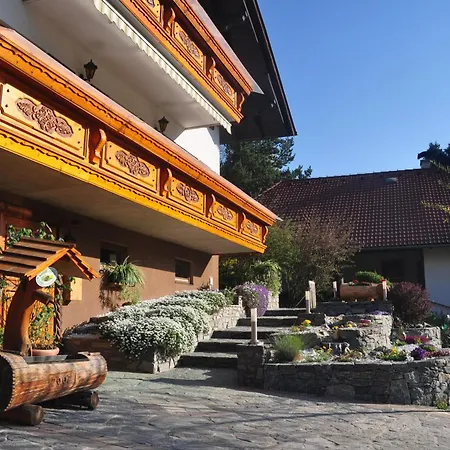 Apartment Haus Koenig Turnitz
